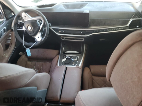 2024 BMW X7 xDrive40i z VIN 5UX23EM07R9U74509, wystawiony jako Copart lot #58172885 z przebiegiem Nie podano mil oraz Szkoda całkowita • Salvage title. Historia ofert i sprzedaży dostępna na DreamBid. Obrazek 8.