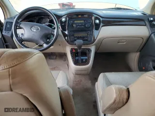 2001 Toyota Highlander with VIN JTEGF21A510028230, listed as a Copart auction lot 43652835 with 200,970 mi miles and Salvage Title. Bid and sale history available at carsss.com. Image 8.
