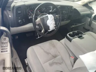 2011 Chevrolet Silverado 1500 LT with VIN 1GCRKSE31BZ221749, listed as a Copart auction lot 51151475 with 134,110 mi miles and Clean Title. Bid and sale history available at carsss.com. Image 8.