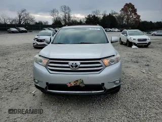 2011 Toyota Highlander Limited z VIN 5TDDK3EH3BS057997, wystawiony jako Copart lot #82836164 z przebiegiem 196 690 mil mil oraz Czysty tytuł • Clean title. Historia ofert i sprzedaży dostępna na DreamBid. Obrazek 12.