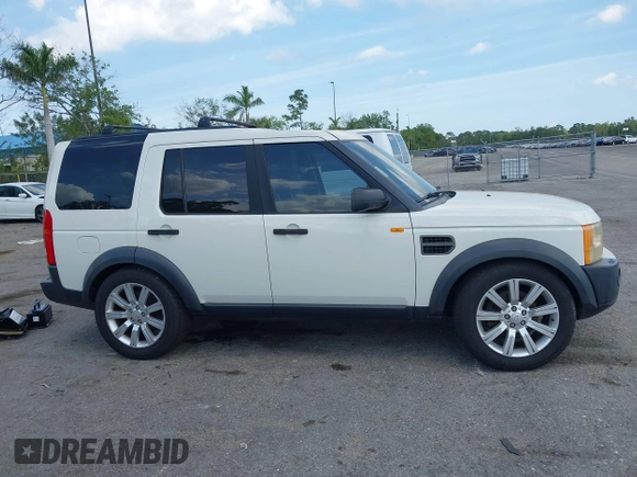 2006 Land Rover LR3 SE with VIN SALAD25416A369381, listed as a IAAI auction lot 41807834 with 229,910 mi miles. Bid and sale history available at carsss.com. Image 13.