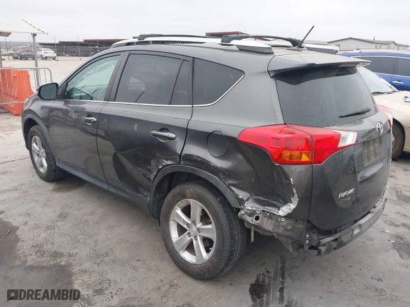 2013 Toyota RAV4 XLE with VIN 2T3WFREV3DW061989, listed as a IAAI auction lot 40766211 with 202,302 mi miles. Bid and sale history available at carsss.com. Image 3.