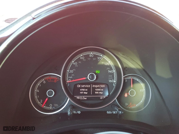 2019 Volkswagen Beetle S with VIN 3VWFD7AT9KM712147, listed as a Copart auction lot 84101684 with 13,300 mi miles and Salvage Title. Bid and sale history available at carsss.com. Image 9.