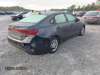 2021 Kia Forte FE with VIN 3KPF24AD3ME353858, listed as a IAAI auction lot 41791691 with 57,970 mi miles and . Bid and sale history available at carsss.com. Image 4.