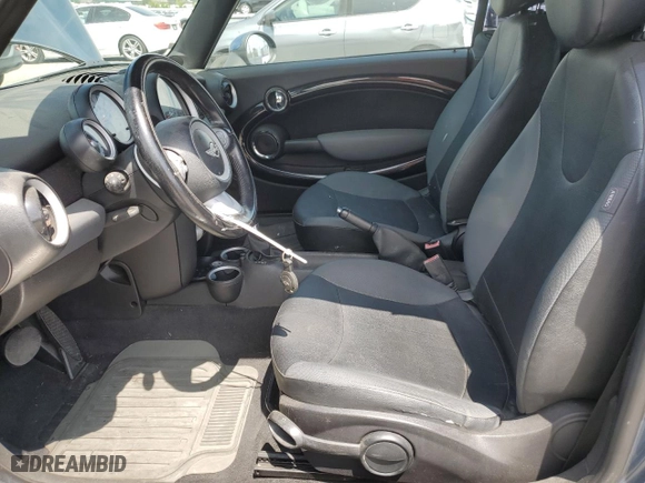 2009 MINI Cooper Convertible with VIN WMWMR33589TU96481, listed as a Copart auction lot 52785515 with 144,792 mi miles and Clean Title. Bid and sale history available at carsss.com. Image 7.