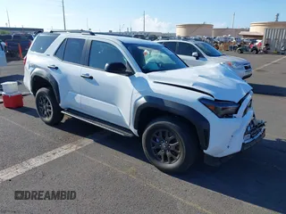 2025 Toyota 4Runner с VIN JTEVA5AR4S5001683, выставлен на аукционе IAAI как лот 42164482 с пробегом 82 миль миль и . История ставок и продаж доступна на DreamBid. Изображение 1.