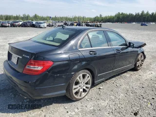2013 Mercedes-Benz C 350 with VIN WDDGF8JB7DA839208, listed as a Copart auction lot 62514495 with 143,844 mi miles and Salvage title. Bid and sale history available at DreamBid. Image 3.