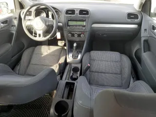 2011 Volkswagen Golf с VIN WVWBB7AJ3BW262551, выставлен на аукционе Copart как лот 54063605 с пробегом 115 107 миль миль и Списание • Salvage title. История ставок и продаж доступна на DreamBid. Изображение 8.