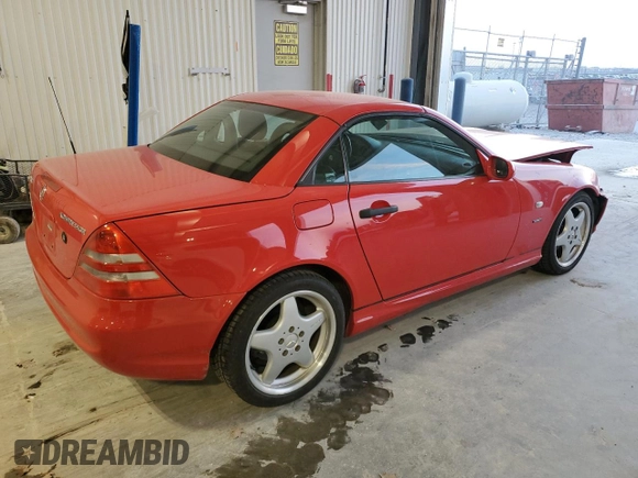 2000 Mercedes-Benz SLK 230 Kompressor with VIN WDBKK47F8YF150465, listed as a Copart auction lot 82610754 with 87,581 mi miles and Clean title. Bid and sale history available at DreamBid. Image 3.