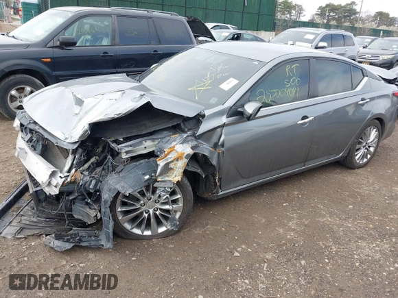 2019 Nissan Altima S z VIN 1N4BL4BV4KC242698, wystawiony jako IAAI lot #42093686 z przebiegiem Nie podano mil oraz . Historia ofert i sprzedaży dostępna na DreamBid. Obrazek 17.