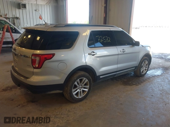 2018 Ford Explorer XLT с VIN 1FM5K8D87JGB91032, выставлен на аукционе IAAI как лот 42172572 с пробегом Не указан миль и . История ставок и продаж доступна на DreamBid. Изображение 4.