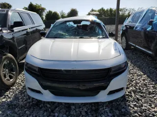 2017 Dodge Charger R/T z VIN 2C3CDXCT2HH525587, wystawiony jako Copart lot #52759225 z przebiegiem 86 840 mil mil oraz Nie do naprawy • Non repairable. Historia ofert i sprzedaży dostępna na DreamBid. Obrazek 5.