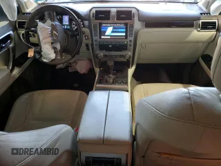 2019 Lexus GX 460 z VIN JTJBM7FX3K5231908, wystawiony jako Copart lot #52003325 z przebiegiem 115 831 mil mil oraz Szkoda całkowita • Salvage title. Historia ofert i sprzedaży dostępna na DreamBid. Obrazek 8.