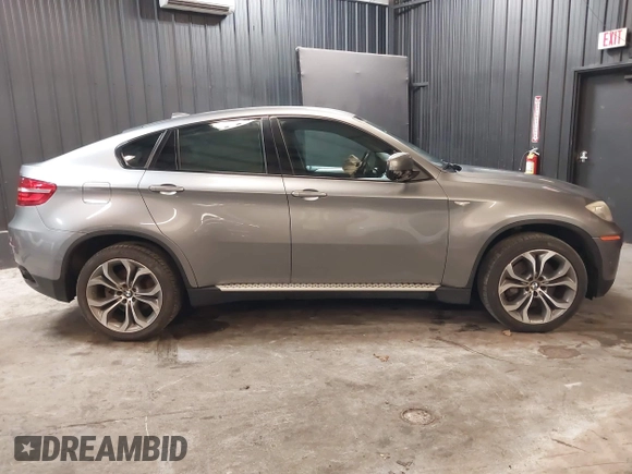 2014 BMW X6 50i z VIN 5UXFG8C55EL592995, wystawiony jako IAAI lot #41724960 z przebiegiem 137 112 mil mil oraz . Historia ofert i sprzedaży dostępna na DreamBid. Obrazek 14.