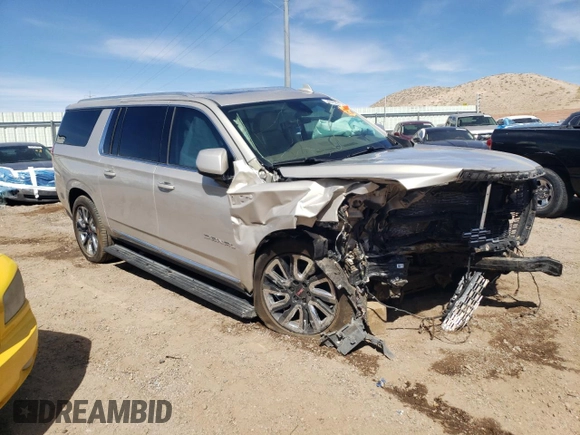 2021 GMC Yukon XL Denali with VIN 1GKS2JKL1MR206370, listed as a Copart auction lot 49702315 with 62,857 mi miles and Salvage Title. Bid and sale history available at carsss.com. Image 4.
