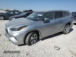 2021 Toyota Highlander L with VIN 5TDZZRAH2MS515896, listed as a Copart auction lot 49450015 with 57,639 mi miles and Salvage title. Bid and sale history available at DreamBid. Image 1.