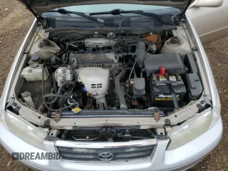 2000 Toyota Camry CE z VIN 4T1BG22K6YU991932, wystawiony jako Copart lot #55588155 z przebiegiem 188 363 mil mil oraz Szkoda całkowita • Salvage title. Historia ofert i sprzedaży dostępna na DreamBid. Obrazek 11.