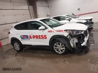 2020 Hyundai Tucson Value with VIN KM8J3CA41LU173419, listed as a IAAI auction lot 40915699 with 90,996 mi miles. Bid and sale history available at carsss.com. Image 13.