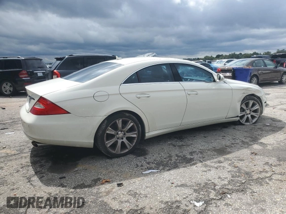 2008 Mercedes-Benz CLS-Class 5.5L with VIN WDDDJ72X18A130270, listed as a Copart auction lot 72983274 with 109,971 mi miles and Salvage Title. Bid and sale history available at carsss.com. Image 3.