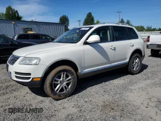 2008 Volkswagen Touareg V6 z VIN WVGBE77L68D012544, wystawiony jako Copart lot #58716985 z przebiegiem 148 637 mil mil oraz Tytuł czysty. Historia ofert i sprzedaży dostępna na DreamBid. Obrazek 1.