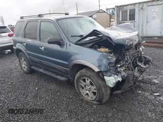 2005 Ford Escape XLT с VIN 1FMYU03125KB02628, выставлен на аукционе IAAI как лот 42222882 с пробегом Не указан миль и . История ставок и продаж доступна на DreamBid. Изображение 1.