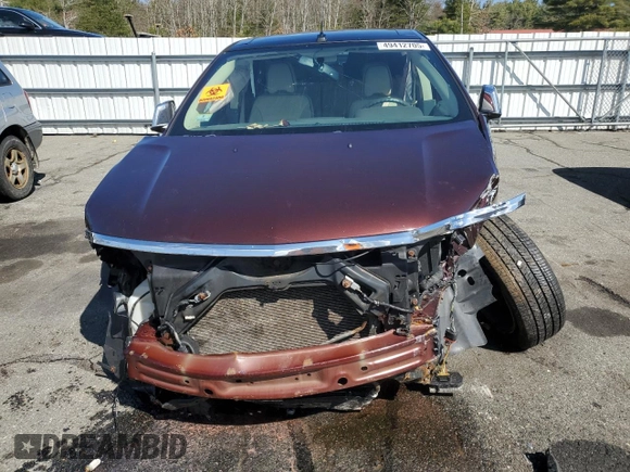 2010 Lincoln MKX with VIN 2LMDJ8JC8ABJ33529, listed as a Copart auction lot 49412705 with 163,677 mi miles and Clean Title. Bid and sale history available at DreamBid. Image 5.