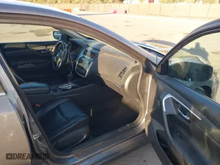 2018 Nissan Altima 2.5 SV with VIN 1N4AL3AP0JC136126, listed as a IAAI auction lot 41431759 with 170,825 mi miles. Bid and sale history available at carsss.com. Image 5.