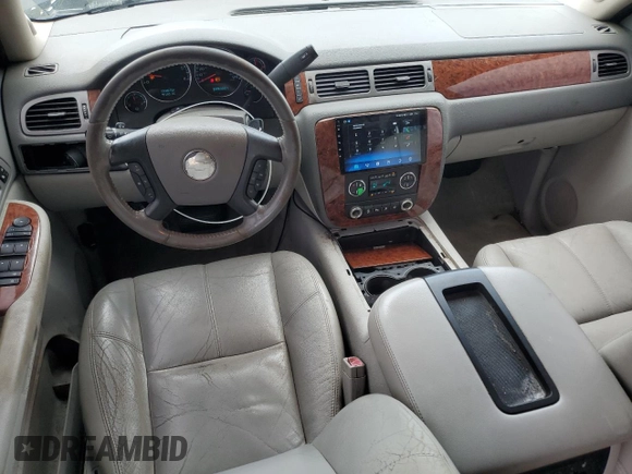 2007 Chevrolet Tahoe LT with VIN 1GNFC13007R344461, listed as a Copart auction lot 60127745 with 96,183 mi miles and Salvage title. Bid and sale history available at DreamBid. Image 8.
