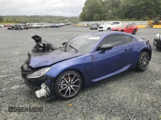 2024 Toyota GR86 with VIN JF1ZNBB12R9754526, listed as a Copart auction lot 71971704 with 0 mi miles and Salvage Title. Bid and sale history available at carsss.com. Image 1.