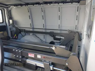 2023 Chevrolet Express Cargo с VIN 1GCWGAFP2P1109998, выставлен на аукционе IAAI как лот 42328435 с пробегом 5 258 миль миль и . История ставок и продаж доступна на DreamBid. Изображение 8.