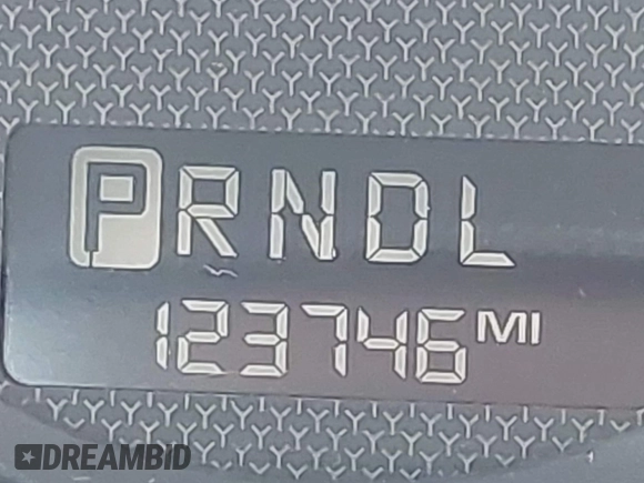 2004 Chevrolet Malibu Maxx LT z VIN 1G1ZU64854F201810, wystawiony jako IAAI lot #42169195 z przebiegiem 123 746 mil mil oraz . Historia ofert i sprzedaży dostępna na DreamBid. Obrazek 16.