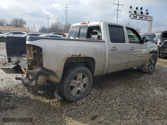 2007 Chevrolet Silverado 1500 LTZ with VIN 2GCEK13M471500665, listed as a Copart auction lot 46646525 with 0 mi miles and Salvage Title. Bid and sale history available at carsss.com. Image 3.