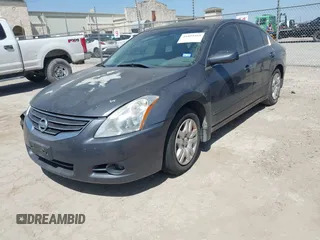 2012 Nissan Altima 2.5 S with VIN 1N4AL2AP7CN523631, listed as a IAAI auction lot 41834104 with 136,254 mi miles. Bid and sale history available at carsss.com. Image 2.