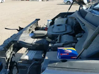 2018 Kia Sorento L z VIN 5XYPG4A39JG405327, wystawiony jako IAAI lot #43083388 z przebiegiem 162 204 mil mil oraz . Historia ofert i sprzedaży dostępna na DreamBid. Obrazek 20.