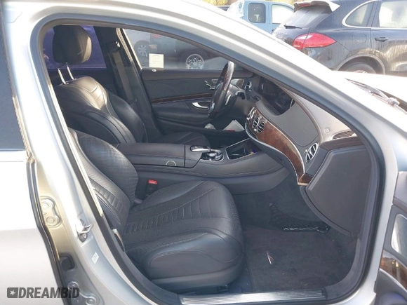 2019 Mercedes-Benz S-Class S 560 with VIN WDDUG8DB2KA445284, listed as a IAAI auction lot 40861068 with NaN miles. Bid and sale history available at carsss.com. Image 5.