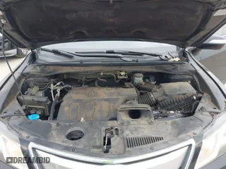 2014 Acura RDX with VIN 5J8TB3H38EL011889, listed as a IAAI auction lot 41607291 with 106,354 mi miles. Bid and sale history available at carsss.com. Image 10.