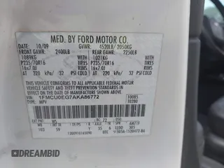 2010 Ford Escape Limited z VIN 1FMCU0EG7AKA86772, wystawiony jako IAAI lot #42660728 z przebiegiem 349 526 mil mil oraz . Historia ofert i sprzedaży dostępna na DreamBid. Obrazek 9.