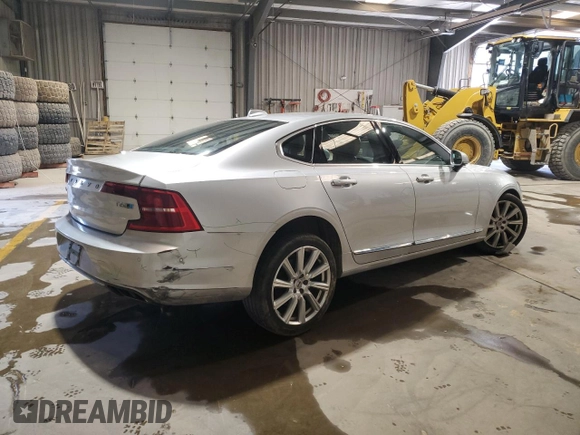 2017 Volvo S90 Inscription with VIN YV1A22ML0H1004127, listed as a Copart auction lot 50399715 with 42,815 mi miles and Salvage Title. Bid and sale history available at carsss.com. Image 3.
