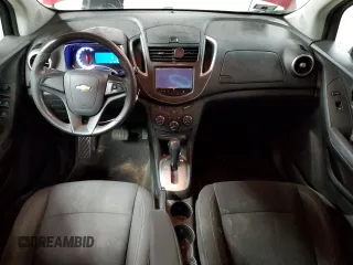 2015 Chevrolet Trax LS with VIN KL7CJKSB9FB120216, listed as a Copart auction lot 52504455 with 97,192 mi miles and Clean Title. Bid and sale history available at carsss.com. Image 8.