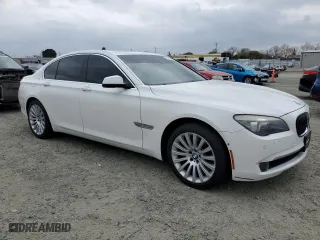 2012 BMW 7 Series 750i xDrive with VIN WBAKC6C56CDX99416, listed as a Copart auction lot 47845335 with 114,198 mi miles and Salvage Title. Bid and sale history available at carsss.com. Image 4.