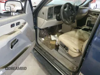 2000 GMC Yukon XL SLT with VIN 1GKFK16T1YJ125157, listed as a Copart auction lot 59906784 with 212,425 mi miles and Salvage Title. Bid and sale history available at carsss.com. Image 8.