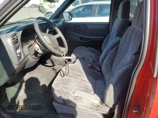 2000 GMC Sonoma SL with VIN 1GTCS145XYK251238, listed as a Copart auction lot 77899534 with 61,827 mi miles and Salvage Title. Bid and sale history available at carsss.com. Image 7.