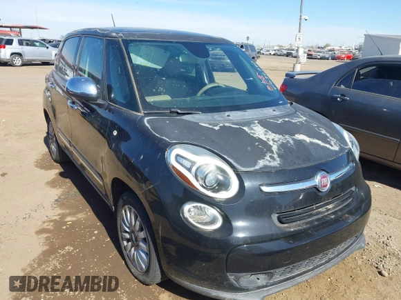 2015 FIAT 500L Lounge with VIN ZFBCFACH1FZ033227, listed as a IAAI auction lot 41636790 with 96,321 mi miles. Bid and sale history available at carsss.com. Image 1.