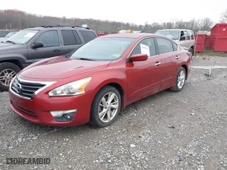 2015 Nissan Altima 2.5 S with VIN 1N4AL3AP2FC216406, listed as a IAAI auction lot 41098331 with 162,239 mi miles. Bid and sale history available at carsss.com. Image 2.