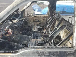 2016 Ford F-250 XLT с VIN 1FTBF2B63GEC56098, выставлен на аукционе Copart как лот 54306645 с пробегом Не указан миль и На запчасти • Non repairable. История ставок и продаж доступна на DreamBid. Изображение 7.