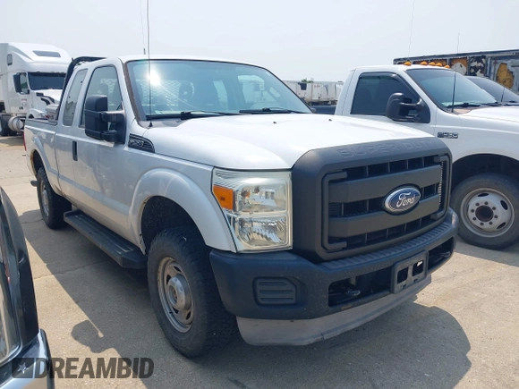 2011 Ford F-250 XL с VIN 1FT7X2B60BEA52497, выставлен на аукционе IAAI как лот 42223000 с пробегом 231 094 миль миль и . История ставок и продаж доступна на DreamBid. Изображение 1.
