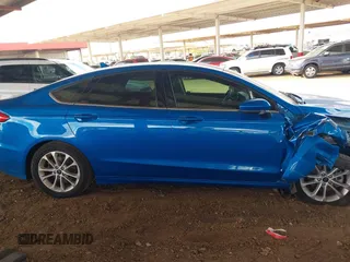 2020 Ford Fusion SE with VIN 3FA6P0HD3LR149333, listed as a IAAI auction lot 41773671 with 31,325 mi miles. Bid and sale history available at carsss.com. Image 13.
