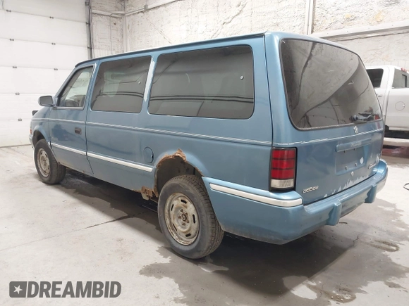 1992 Dodge Grand Caravan with VIN 1B4GK44R1NX248133, listed as a IAAI auction lot 42118680 with 188,949 mi miles and . Bid and sale history available at DreamBid. Image 3.