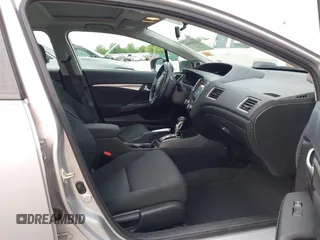 2015 Honda Civic EX z VIN 19XFB2F87FE025510, wystawiony jako IAAI lot #42193484 z przebiegiem 134 923 mil mil oraz . Historia ofert i sprzedaży dostępna na DreamBid. Obrazek 5.