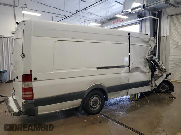 2015 Mercedes-Benz Sprinter Cargo with VIN WD3PE8DC1F5996188, listed as a Copart auction lot 42054875 with Not Provided miles and Clean Title. Bid and sale history available at carsss.com. Image 3.